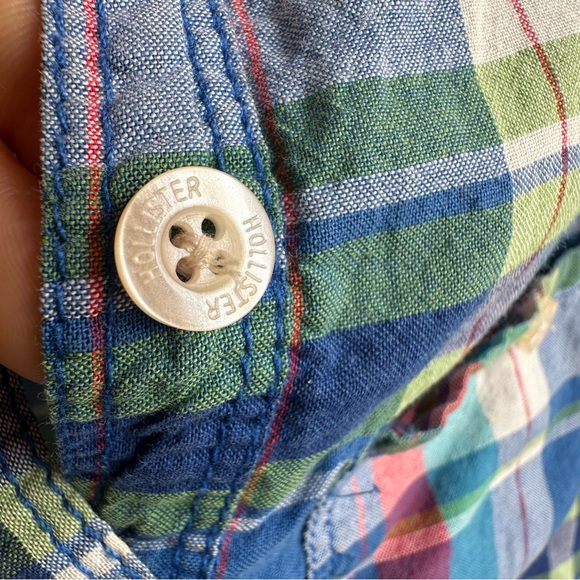 Hollister Plaid Pattern Tie Back Mid Sleeves Button Down Pop-Over Shirt - Picture 6 of 7